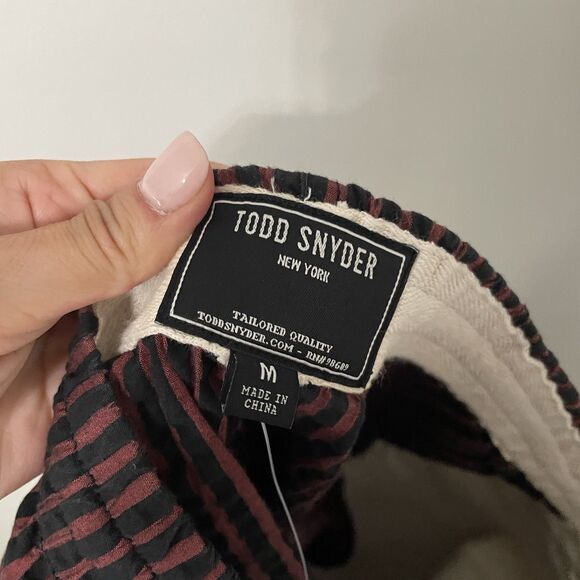 Todd Snyder Size M Men’s 7” Striped Navy Red Seersucker Weekend Short - Picture 5 of 8